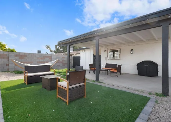 Holiday home Modern 4br3ba With Pool And Fire Pit Phoenix