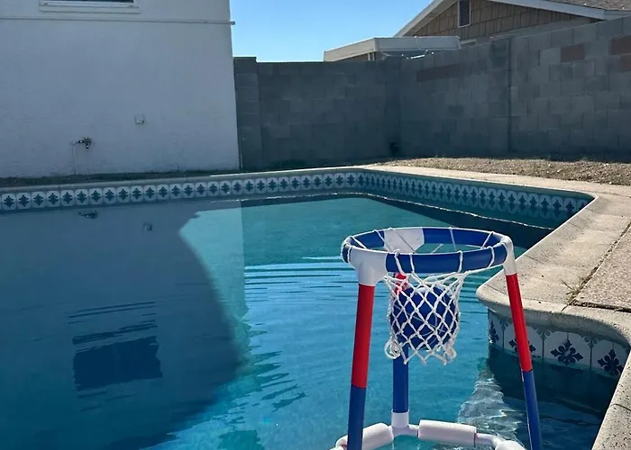 Holiday home Modern 4br3ba With Pool And Fire Pit