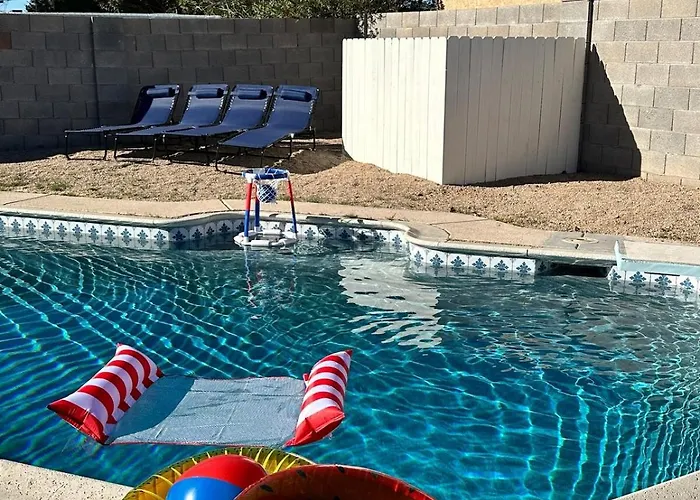 Holiday home Modern 4br3ba With Pool And Fire Pit Phoenix